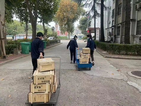 抗疫我先上 保產勇擔當 ——記制造服務事業(yè)部特種材料開發(fā)部駐廠保產